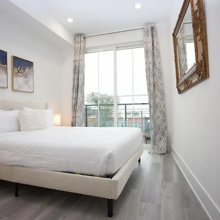 It'S A Corner Unit With Cool City Skyline Views! Washington Exterior photo